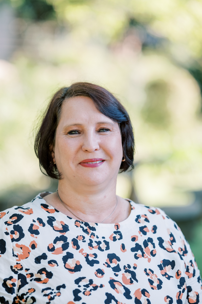 Elna Spangenberg Elna Spangenberg - Technibook Professional Accountants (SA)
